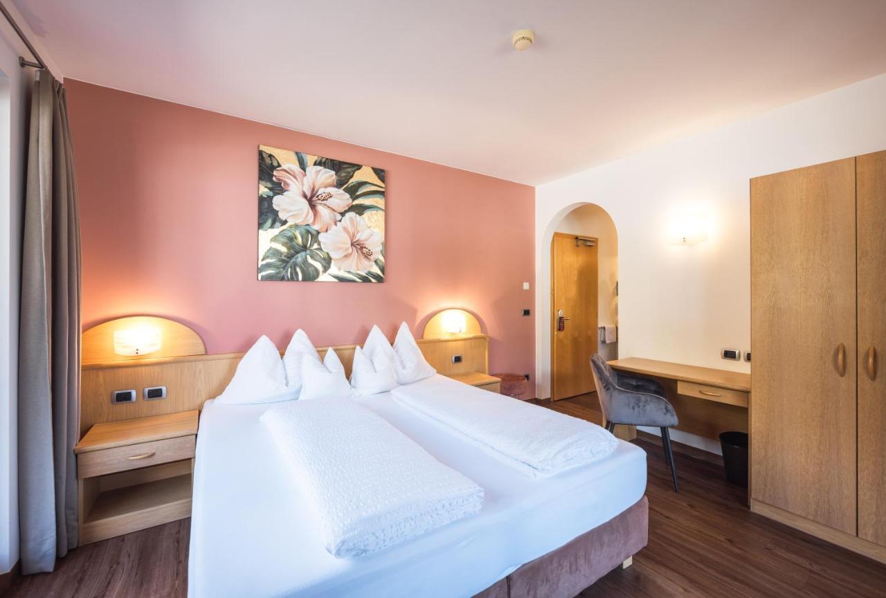 קיוזה Hotel Bischofhof - Bistro Jasmin מראה חיצוני תמונה