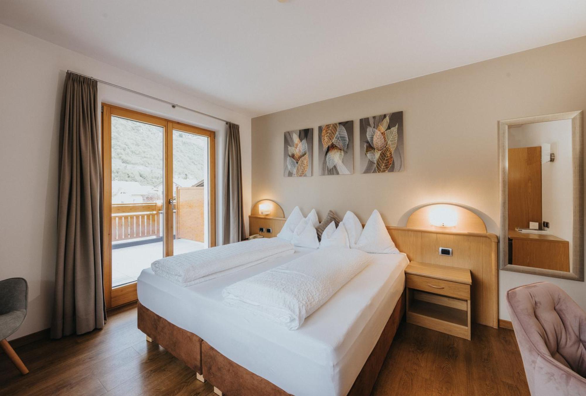 קיוזה Hotel Bischofhof - Bistro Jasmin מראה חיצוני תמונה