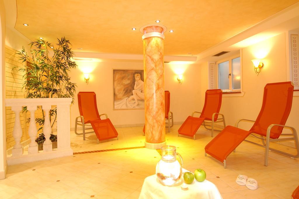 קיוזה Hotel Bischofhof - Bistro Jasmin מראה חיצוני תמונה